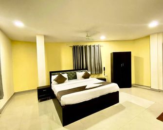 Hotel Sky Park - Airport Zone - Shamshabad - Bedroom