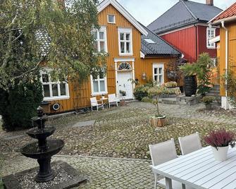Toldgaarden Gjestegaard - Larvik - Patio