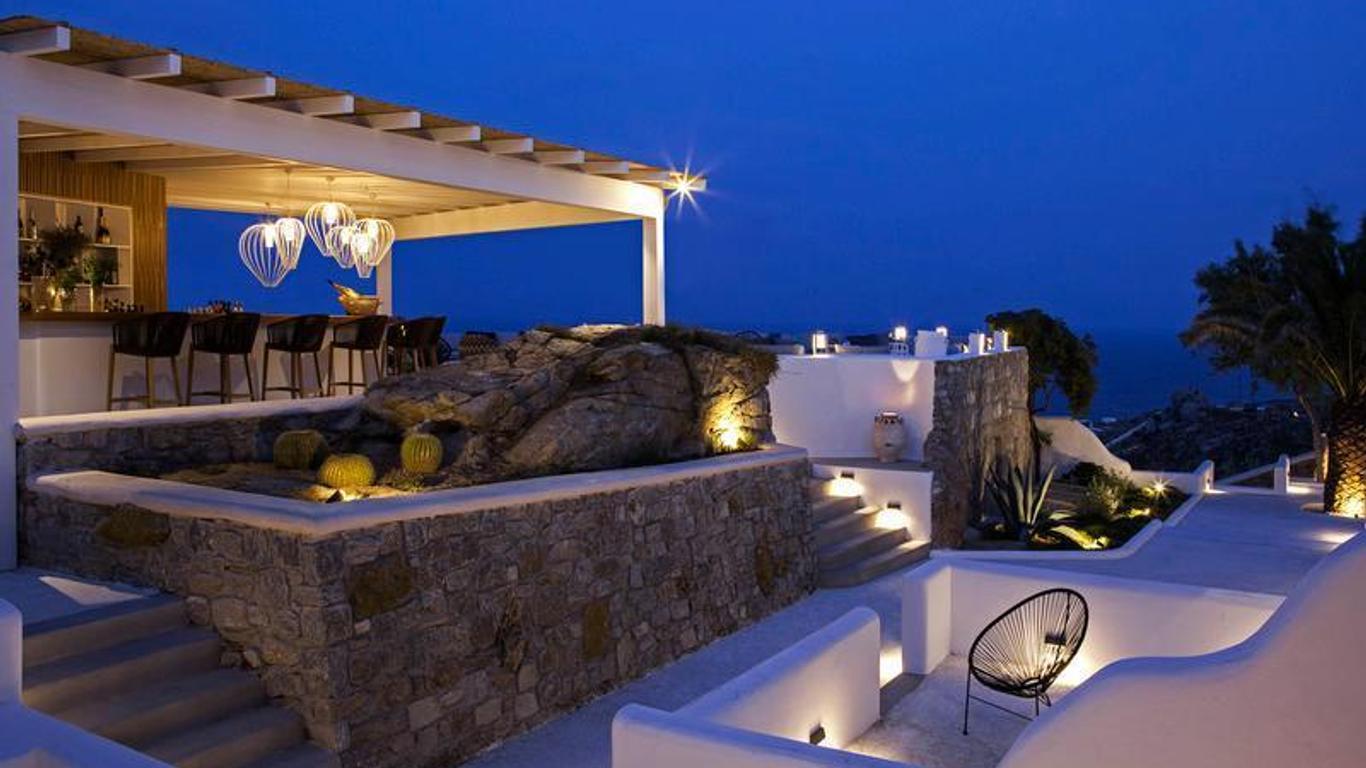 Amyth of Mykonos Super Paradise