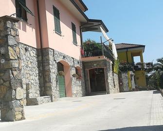 B&B La Fontanella - Riccò del Golfo di Spezia - Edificio