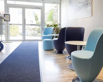 Bristol Logis Cit'Hotel Périgueux Centre - Périgueux - Salónek