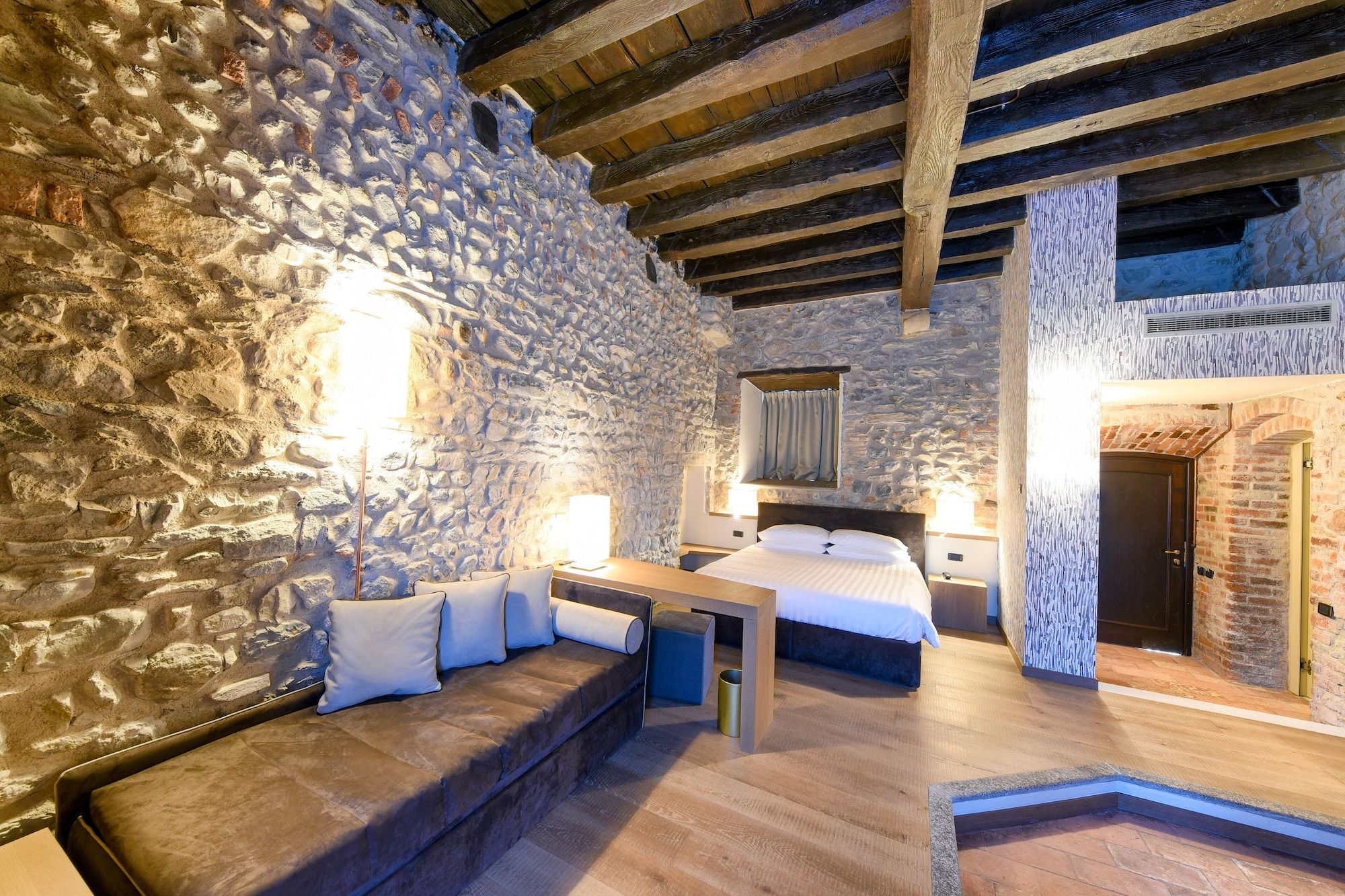 Castello Di Casiglio - Erba - Schlafzimmer