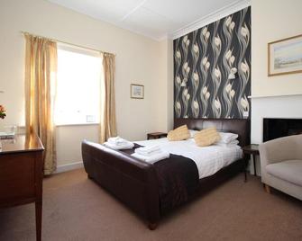 Blue Bell Hotel - Belford - Bedroom