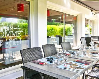 Ibis Laval Le Relais d'Armor - Laval - Restaurante