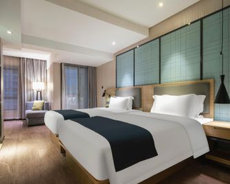 Yunlian Ji Max Hotel (Chaoyang Plaza Nanning Railway Station) - Nanning - Bedroom