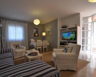 Neu 2012 Apartment in La Caleta de Interian. Garachico - Garachico - Living room
