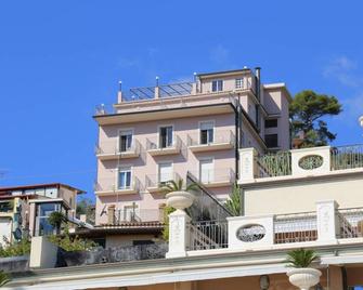 Hotel Baia Azzurra - Taormina - Bygning