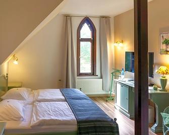 Schlossberg-Hotel Garni - Wernigerode - Schlafzimmer