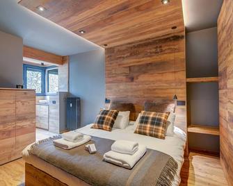 Simona Luxury Apartment few steps from ski - Happy Rentals - Sestriere - Habitación