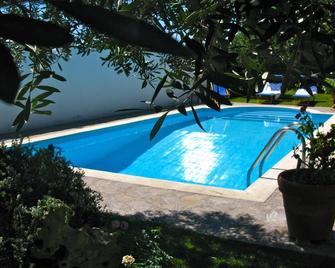 B&B La Casa di Giò - Casal Palocco - Pool