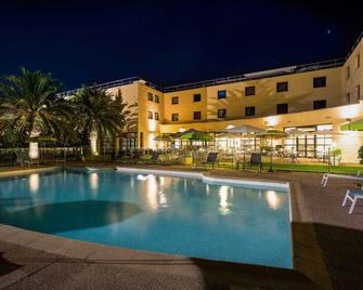 Hôtel Mercure Cannes Mandelieu - Cannes - Pool