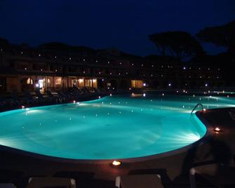 Corte dei Tusci Village Palace Hotel - Scarlino - Pool