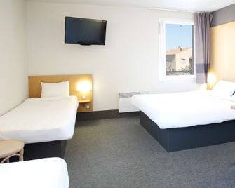 B&B HOTEL Marseille Aéroport Saint-Victoret - Marignane - Camera da letto