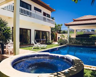 Avoca Pool Villas - Pattaya - Piscine