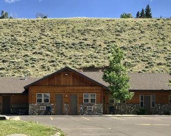 Holiday Lodge - קודי - בניין