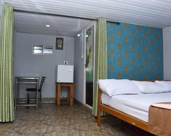Vanatheeram Resorts Kattikulam Tholppety Wayanad - Kutta - Bedroom