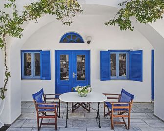Hotel Eucalyptus - Mesaria - Patio