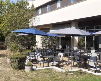 Ibis Budget Toulouse Centre Gare - Toulouse - Patio