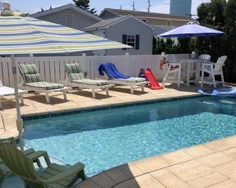 Park and Walk to Beaches, Bay, Shopping, Bars and Dining - Stone Harbor - Pool