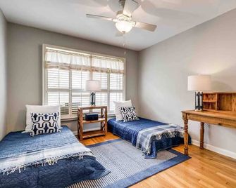 Exclusive Historical Townhome: Serene An - San Antonio - Habitación