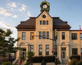 The Post Hotel - Renfrew - Edificio