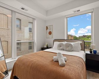 W318 Chic & Luxury 1bd Condo in Downtown Minneapolis, Minutes from Minneapolis Convention Center & Us Bank Arena - Minneapólis - Quarto