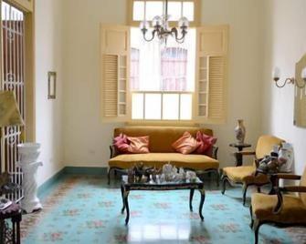 Hostal Casa Francisco - Santa Clara - Sala de estar