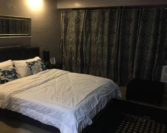 14E Comfty and Conveniently located Condo Unit - Cainta - Bedroom