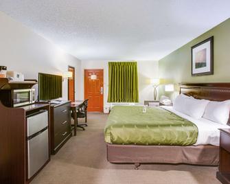 Quality Inn Fort Campbell - Oak Grove - Bedroom