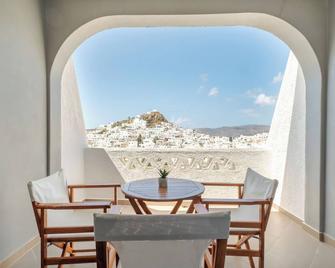 Sunrise Hotel - Ios - מרפסת