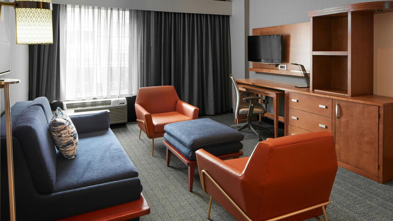 Courtyard by Marriott Charlottesville - University Medical Center