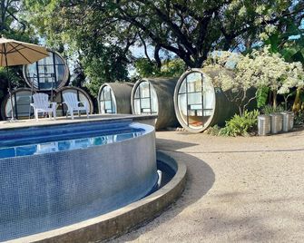 Tubohotel - Tepoztlán - Pool