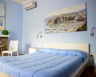 I Delfini - Agropoli - Bedroom