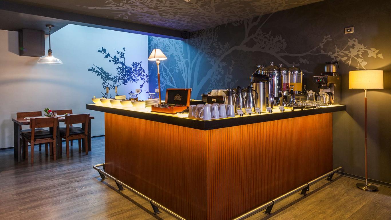 هوتل أيزمايل