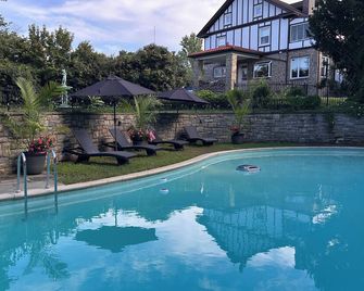 The Highland Oasis - Ephrata - Pool