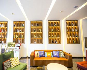 Greentree Inn Yangzhou Jiangdu Development Zone Daqiao Town Express Hotel - Yangzhou - Σαλόνι