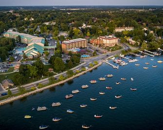 Harbor Shores on Lake Geneva - Lake Geneva