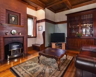 The Noble Suites - Brockville - Sala de estar