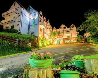 Pousada Parque das Flores - Campos do Jordão - Building