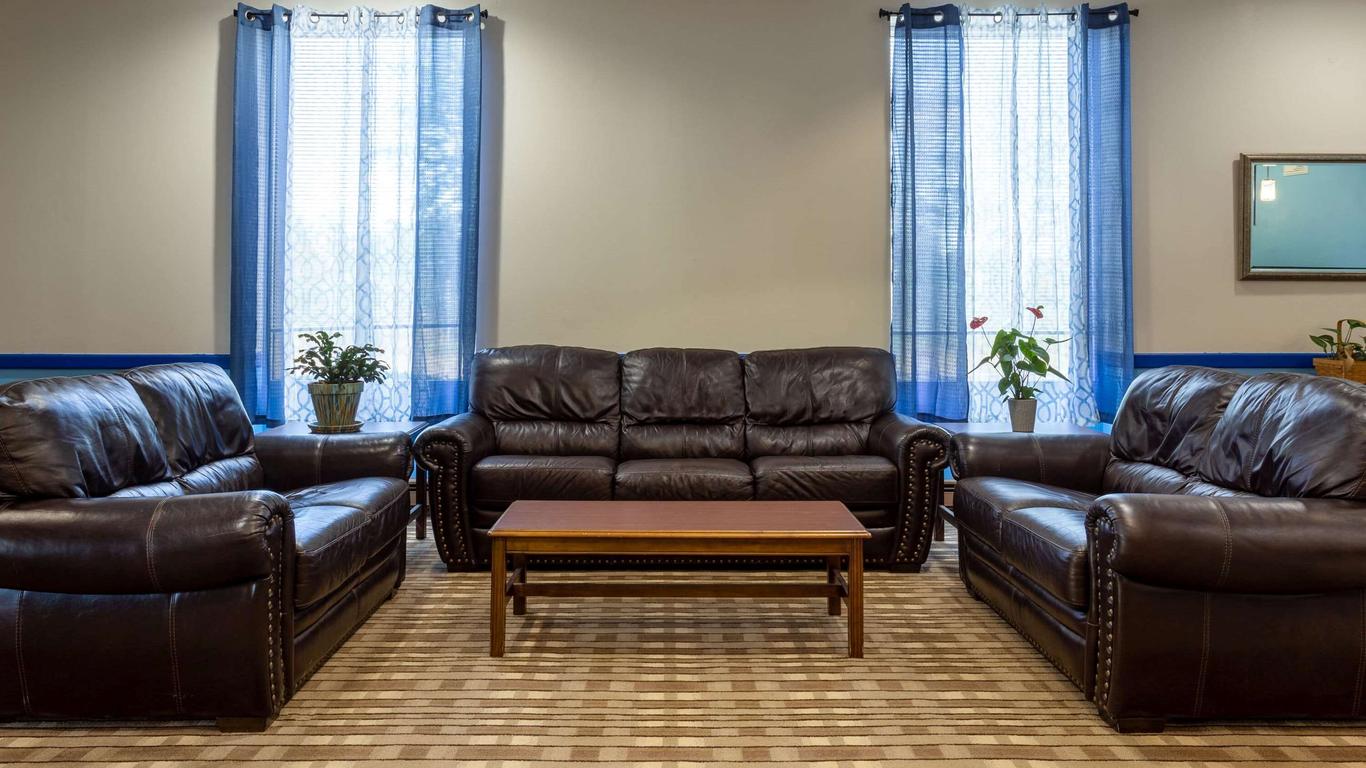 بايمونت باي ويندام كوينزبري/ليك جورج