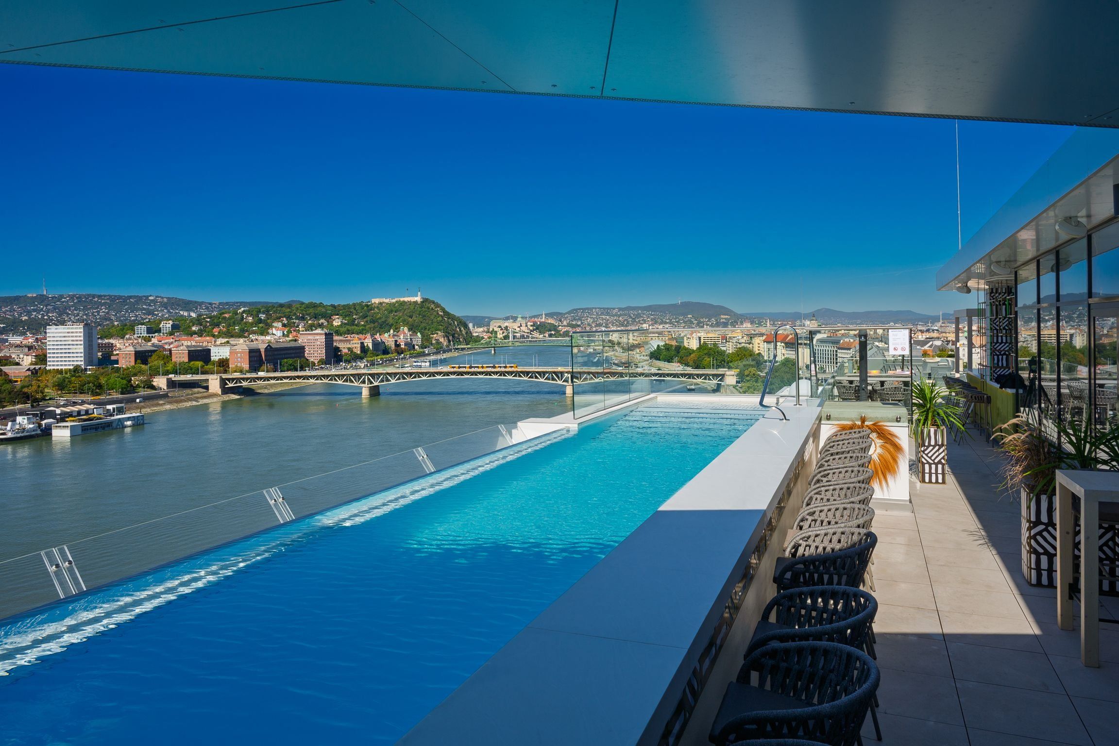 Infinity Budapest Hotel - Adults Only - Budapeste - Piscina