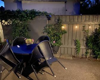 Wonderfull Copenhagen, Cozy & comformtable. apt. near airport, metro and beach - Copenhagen - Patio