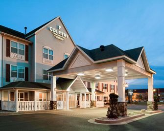 Country Inn & Suites by Radisson, Stevens Point - Stevens Point - Rakennus