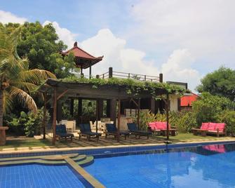 Batu Ampar Menjangan - Gerokgak - Basen
