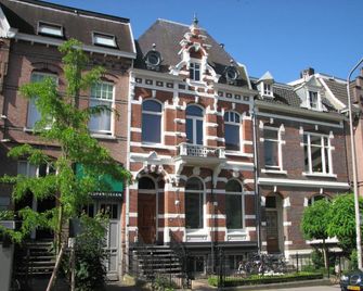 Pluweel - Nijmegen - Building