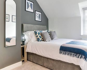 Beam End Snainton - Modern 2-bedroom Stone Cottage - Scarborough - Bedroom