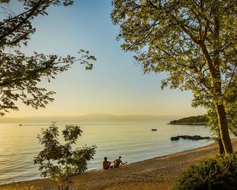 Aminess Style Glamping Villas & Holiday Homes Atea - Njivice - Beach