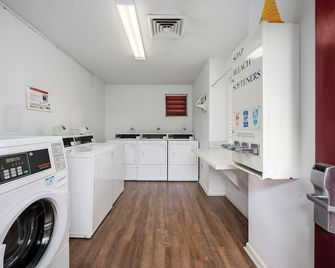 Affordable Suites Myrtle Beach - Myrtle Beach - Lavandería