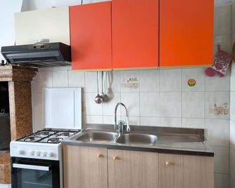 Sg Family - Villa Secolo - Peschiera del Garda - Keittiö