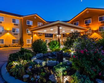 Best Western Plus Caldwell Inn & Suites - Caldwell - Gebouw